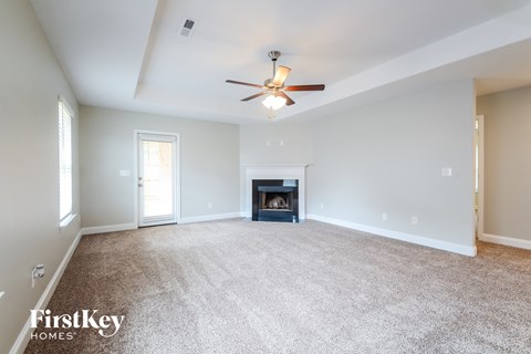 142 GRASONVILLE ROAD 3 Beds Apartment for Rent