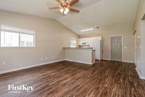 2711 80TH AVENUE E 3 Beds Apartment for Rent