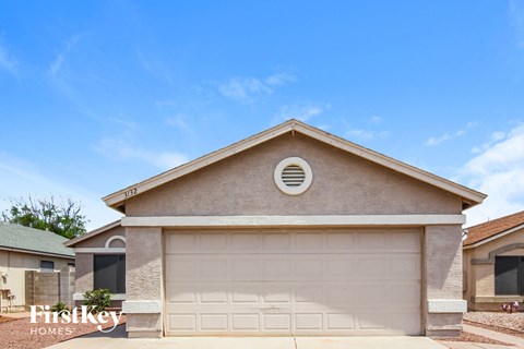 3132 W ROBIN Lane 3 Beds Apartment for Rent