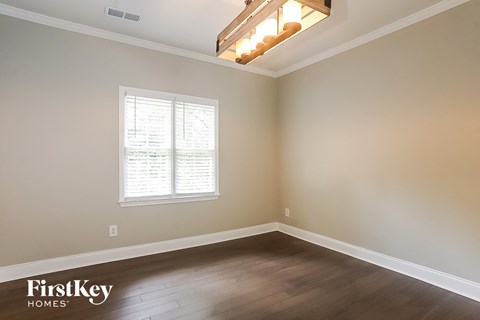 2718 English Saddle Court 4 Beds Apartment for Rent