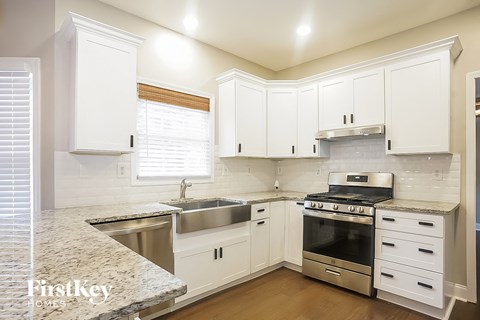 2718 English Saddle Court 4 Beds Apartment for Rent