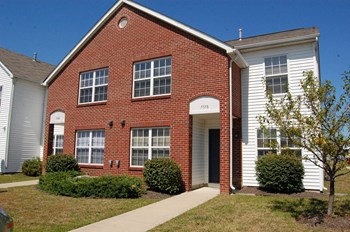 1600 Belvoir Boulevard 1-3 Beds Apartment for Rent - Photo Gallery 5