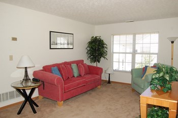 1600 Belvoir Boulevard 1-3 Beds Apartment for Rent - Photo Gallery 16