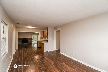 10429 ANDERS BLVD 3 Beds House for Rent - Photo Gallery 5