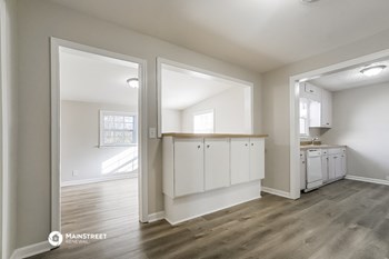 2714 HARTFORD DR 3 Beds House for Rent - Photo Gallery 6