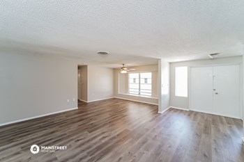 1490 S VENICE BLVD 3 Beds House for Rent - Photo Gallery 4