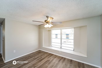 1490 S VENICE BLVD 3 Beds House for Rent - Photo Gallery 6
