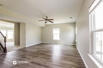 1210 LONGWALL LN 3 Beds House for Rent - Photo Gallery 6