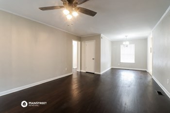 4921 N WOODWARD AVE 3 Beds House for Rent - Photo Gallery 3