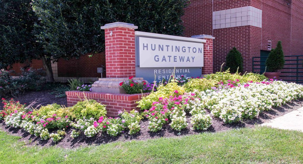 Huntington Ave Entrance Huntington Ave Entrance