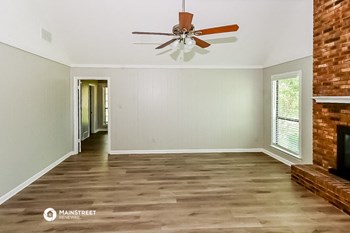 1945 Greeno Drive 3 Beds House for Rent - Photo Gallery 3
