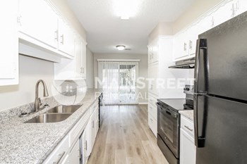 7508 NW 28TH TER 3 Beds House for Rent - Photo Gallery 6