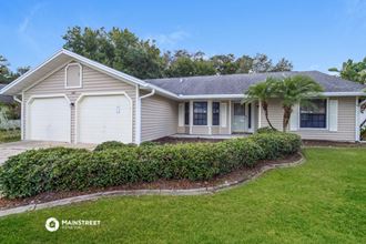 491 SEAHORSE CIR S E 3 Beds Apartment for Rent