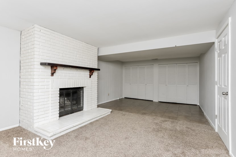 323 Turfwood Drive 3 Beds House for Rent - Photo Gallery 4