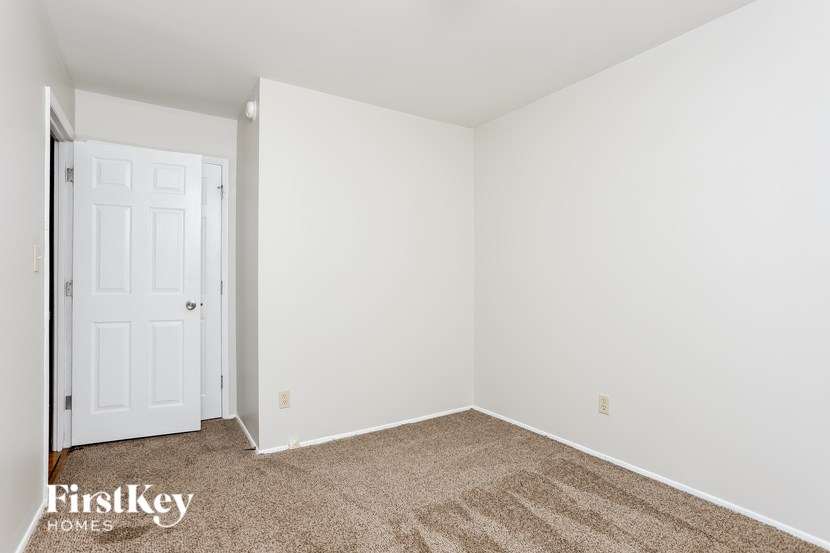 323 Turfwood Drive 3 Beds House for Rent - Photo Gallery 11