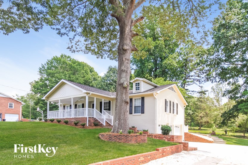 6101 Bobbybrook Drive 3 Beds House for Rent - Photo Gallery 2