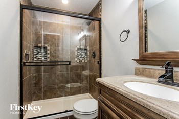 917 Highpointe Boulevard 3 Beds House for Rent - Photo Gallery 14