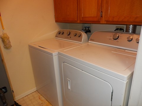 375 Woodridge Circle, F 2 Beds Apartment for Rent