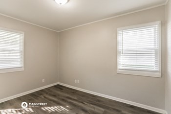 2307 NE 59th ST 3 Beds House for Rent - Photo Gallery 6