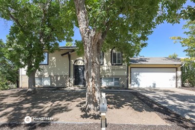 12109 E OREGON DR 4 Beds House for Rent Photo Gallery 1