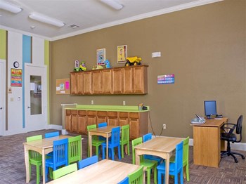 6303 West Hwy 90 1-3 Beds Apartment, Affordable for Rent - Photo Gallery 5