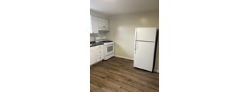 2 Bedrooms, 1 Bathroom