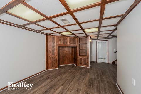 6429 Mountain Ridge Road 3 Beds Apartment for Rent