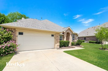 8 Willowstone Court 4 Beds House for Rent - Photo Gallery 2