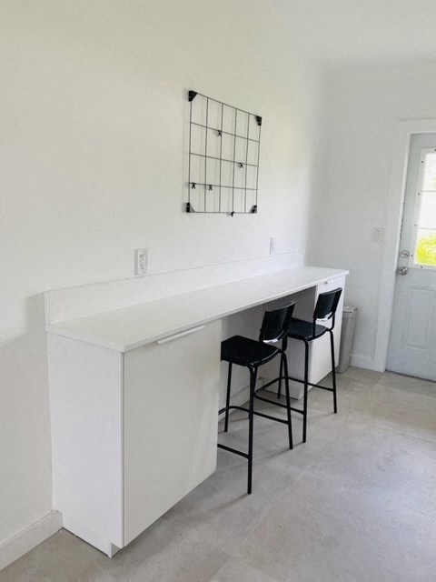 2001-2011 NE 167st 1-2 Beds Apartment for Rent - Photo Gallery 29