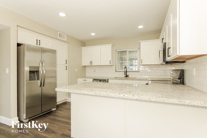 6501 W READE Avenue Glendale, AZ 85301