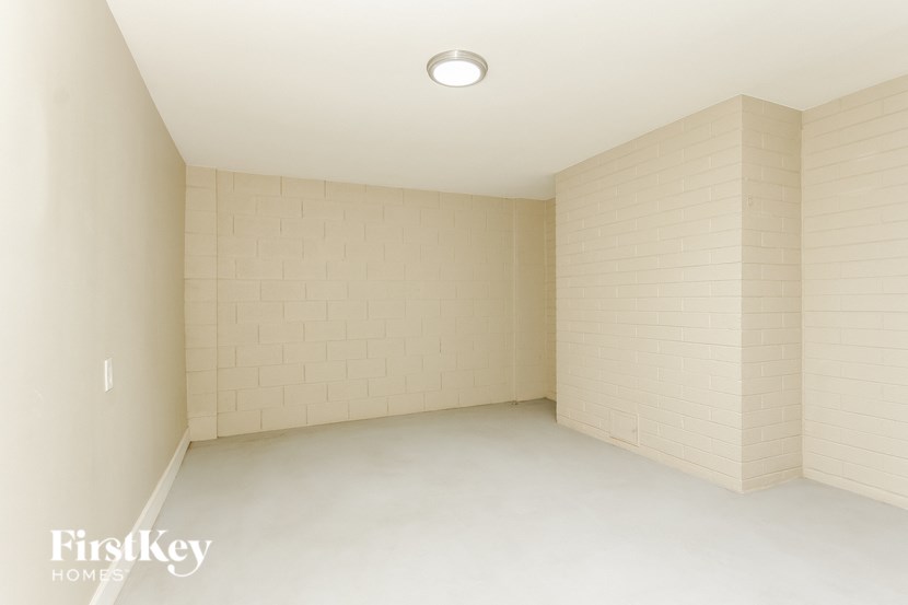 6501 W READE Avenue Glendale, AZ 85301