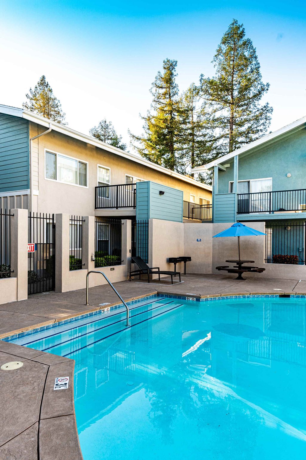 Sycamore Lane Apartments