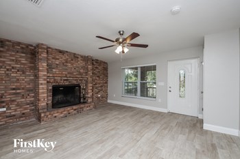 338 CARPENTER ROAD 3 Beds House for Rent - Photo Gallery 3