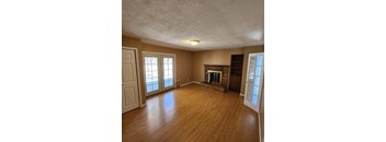 4/1.5 1712 sqft