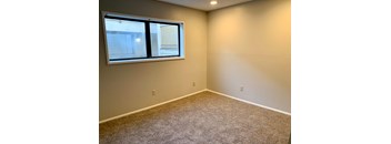 2 Bedrooms, 1 Bathroom