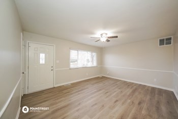 7320 E WISER AVE 3 Beds House for Rent - Photo Gallery 4