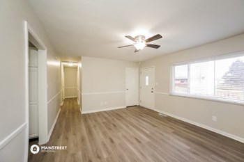 7320 E WISER AVE 3 Beds House for Rent - Photo Gallery 6