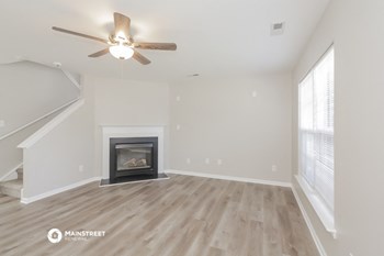 6211 UNDERWOOD AVE 4 Beds House for Rent - Photo Gallery 6