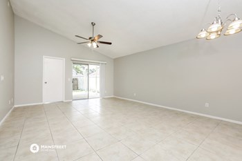 1927 SHEELER OAKS DR 3 Beds House for Rent - Photo Gallery 4