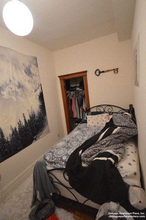 638 W Drummond Place Studio-3 Beds Apartment for Rent - Photo Gallery 6