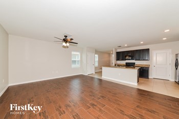 5227 SAN PALERMO DRIVE 4 Beds House for Rent - Photo Gallery 3