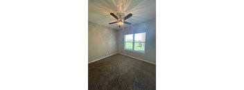 1 Bedroom/ 1 Bath (Washer/Dryer)