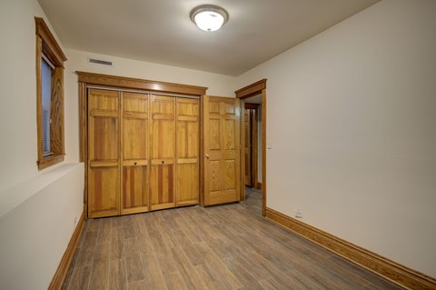 1817 N Clybourn Ave Studio-4 Beds Apartment for Rent - Photo Gallery 2