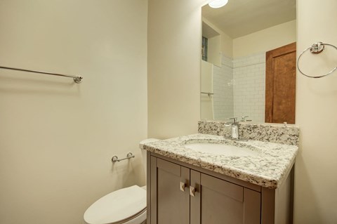 2704 N Mildred Ave Studio-3 Beds Apartment for Rent - Photo Gallery 2