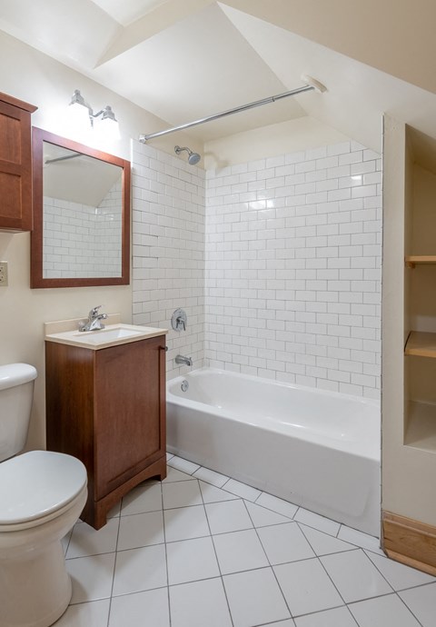 2704 N Mildred Ave Studio-3 Beds Apartment for Rent - Photo Gallery 4