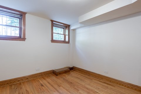 3800-3810 N Greenview Ave Studio-5 Beds Apartment for Rent - Photo Gallery 3
