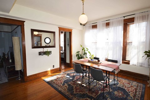 3800-3810 N Greenview Ave Studio-5 Beds Apartment for Rent - Photo Gallery 6