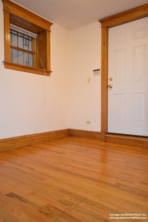 3900-3914 N Greenview Ave Studio-3 Beds Apartment for Rent - Photo Gallery 8