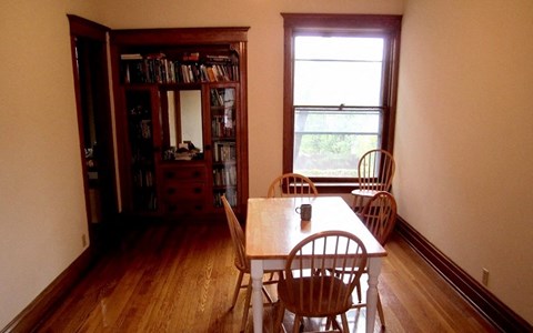 3900-3914 N Greenview Ave Studio-3 Beds Apartment for Rent - Photo Gallery 15