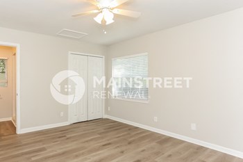 2035 Almira st 3 Beds House for Rent - Photo Gallery 12